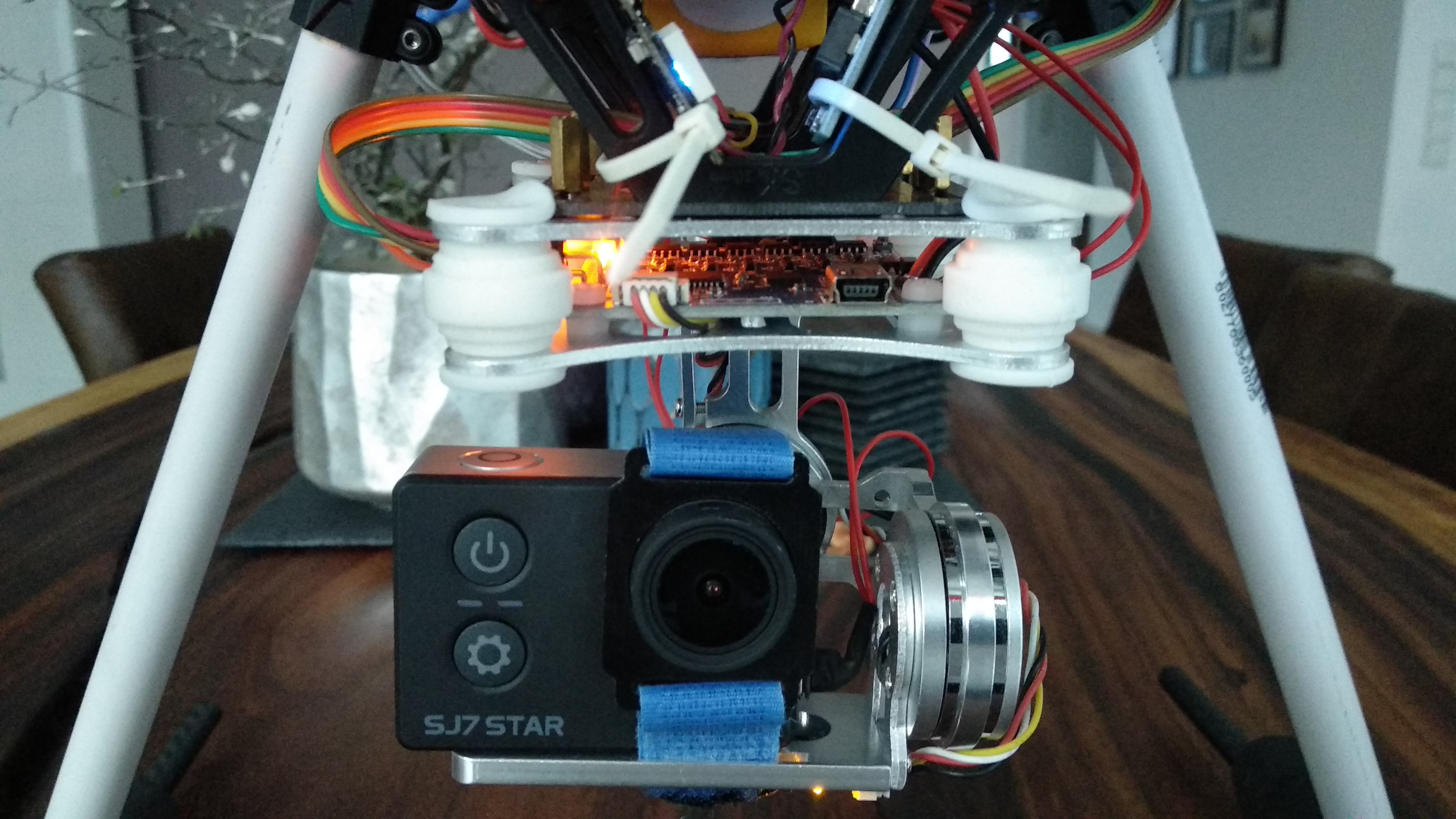 Gimbal und FPV Kamera